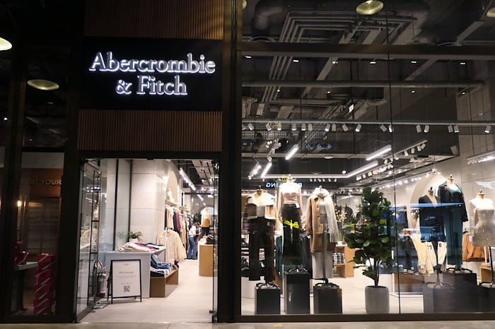 Abercrombie & Fitch to open new stores in Oxford Street and Covent Garden