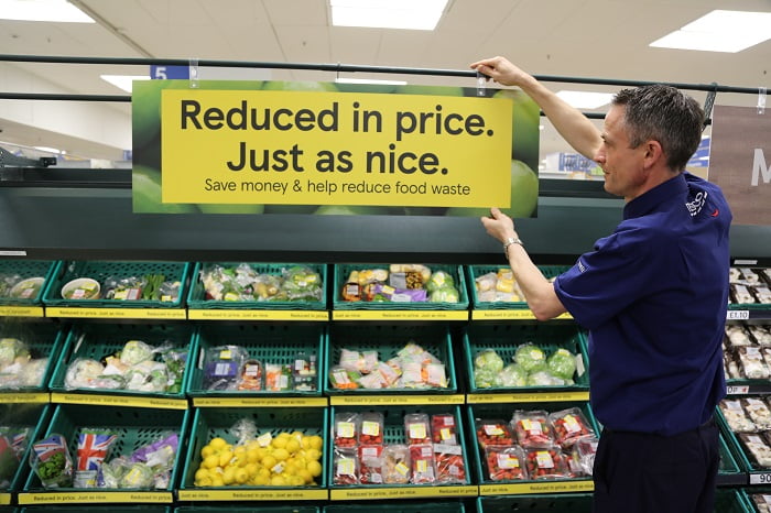 Tesco’s move to highlight marked down food bargains expands to 300 stores