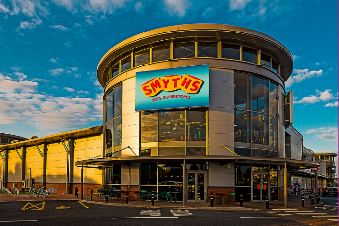Smyths Toys Superstores spread Christmas cheer with local gift