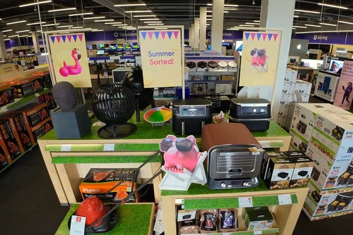 Currys to give 50 of its largest stores a makeover