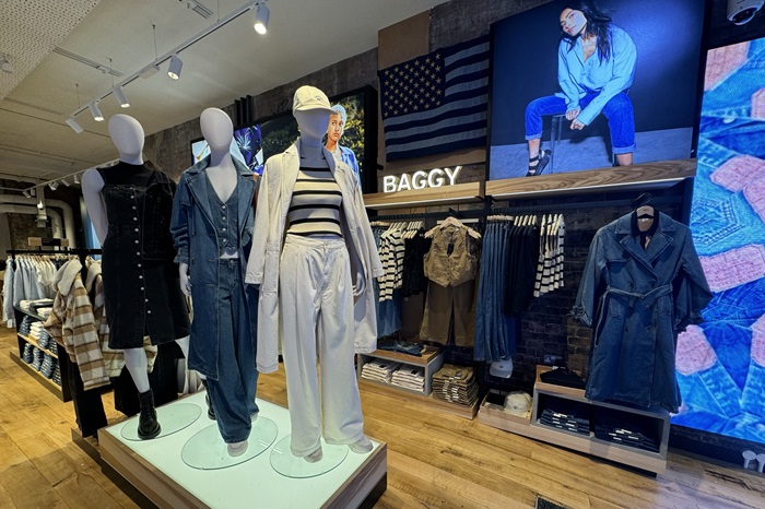 Levi's unveils new store in London's Knightsbridge