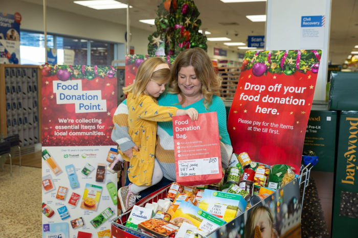 Tesco customers donate 1.9 million meals through Winter Food Collection